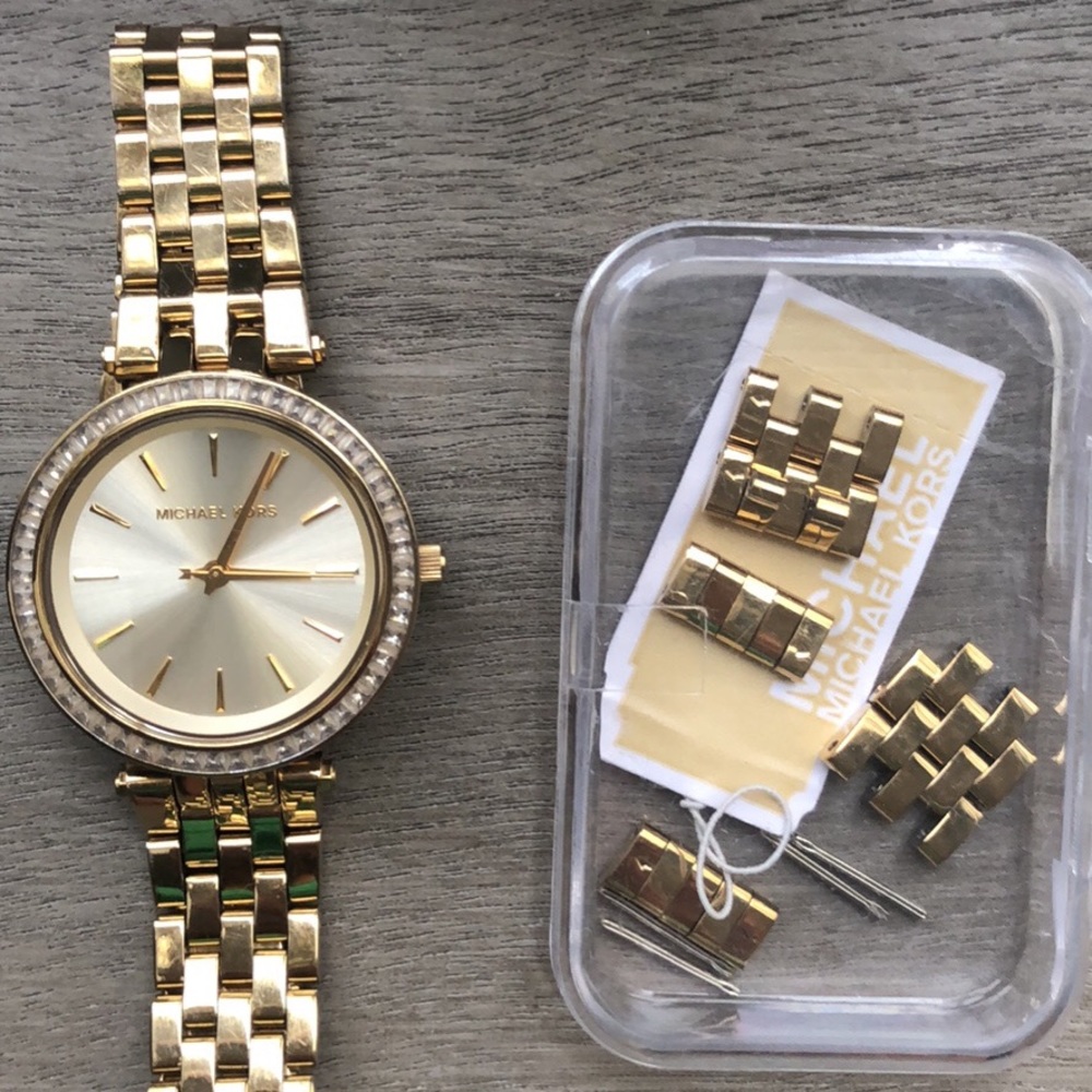 Michael Kors Women's DarciPavéGoldBracelet Watch